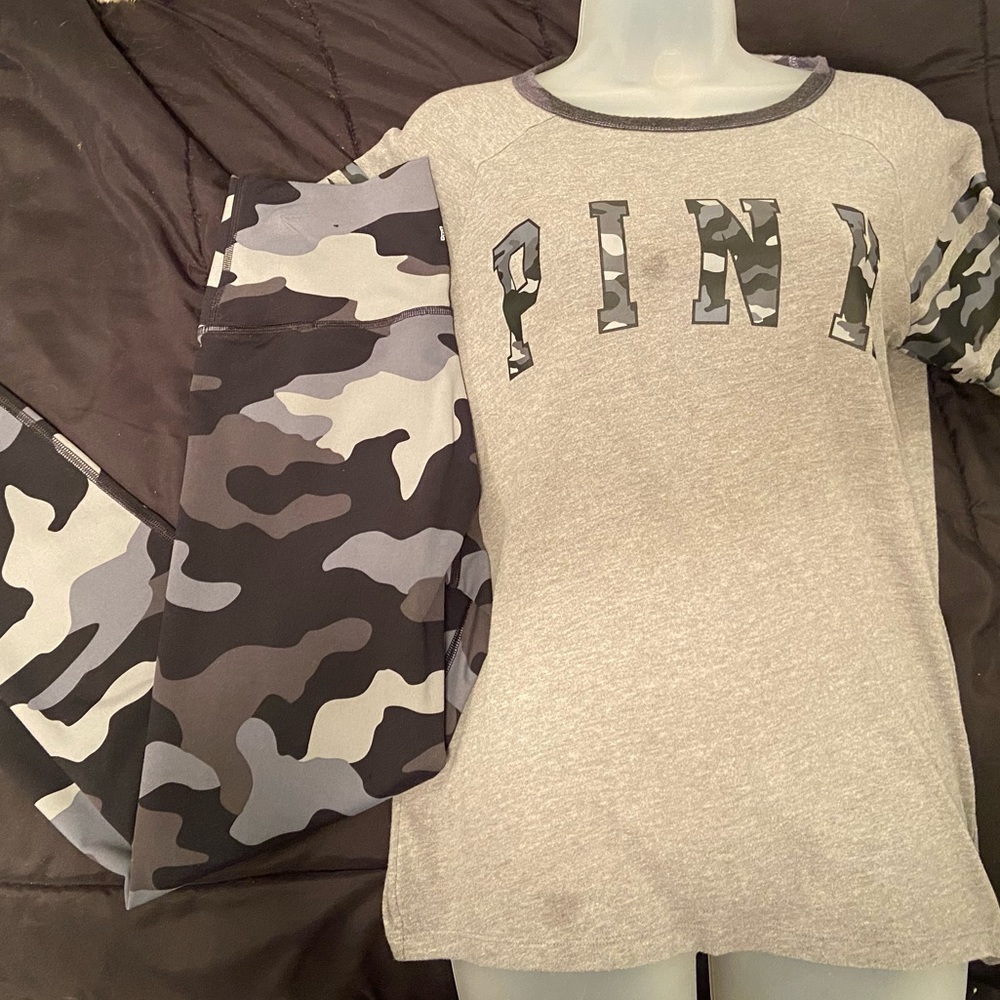 VICTORIAS SECRET PINK WORKOUT SET